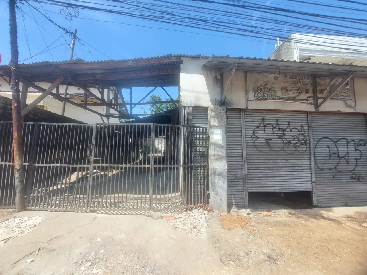 Gudang dan Toko lelang murah, Daerah Stategis Dekat Kota, foto 6