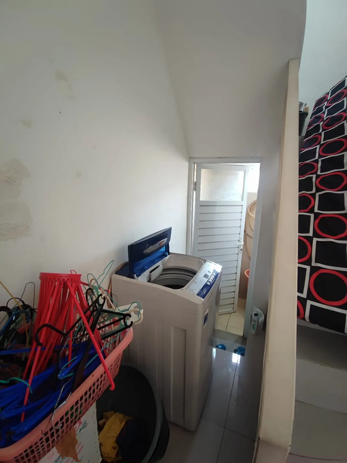 Lelang Rumah di BLOK WATES DESA BANYUSARI KEC KATAPANG KAB BANDUNG, foto 6