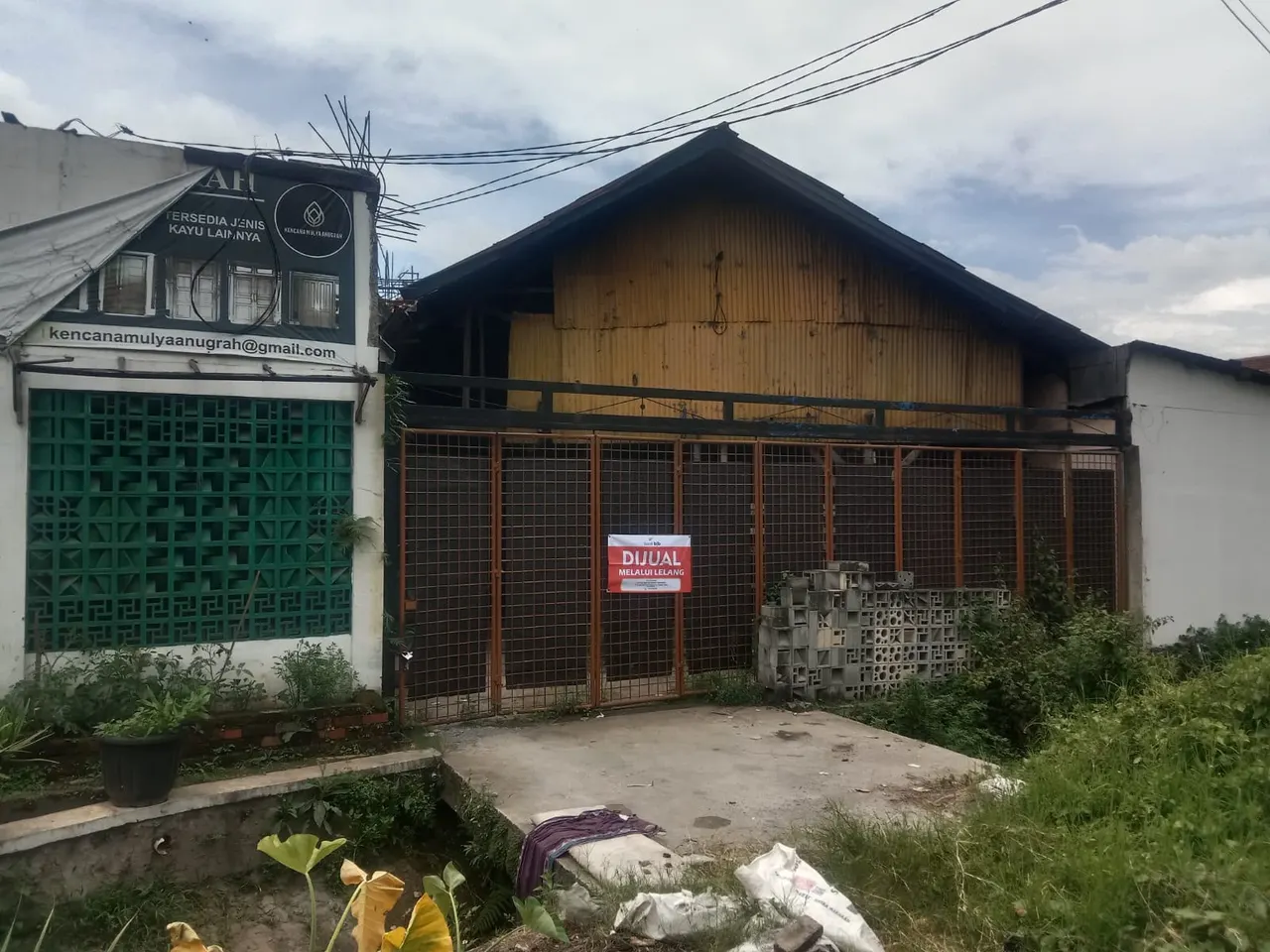 Lelang Rumah di Cileunyi, foto 5