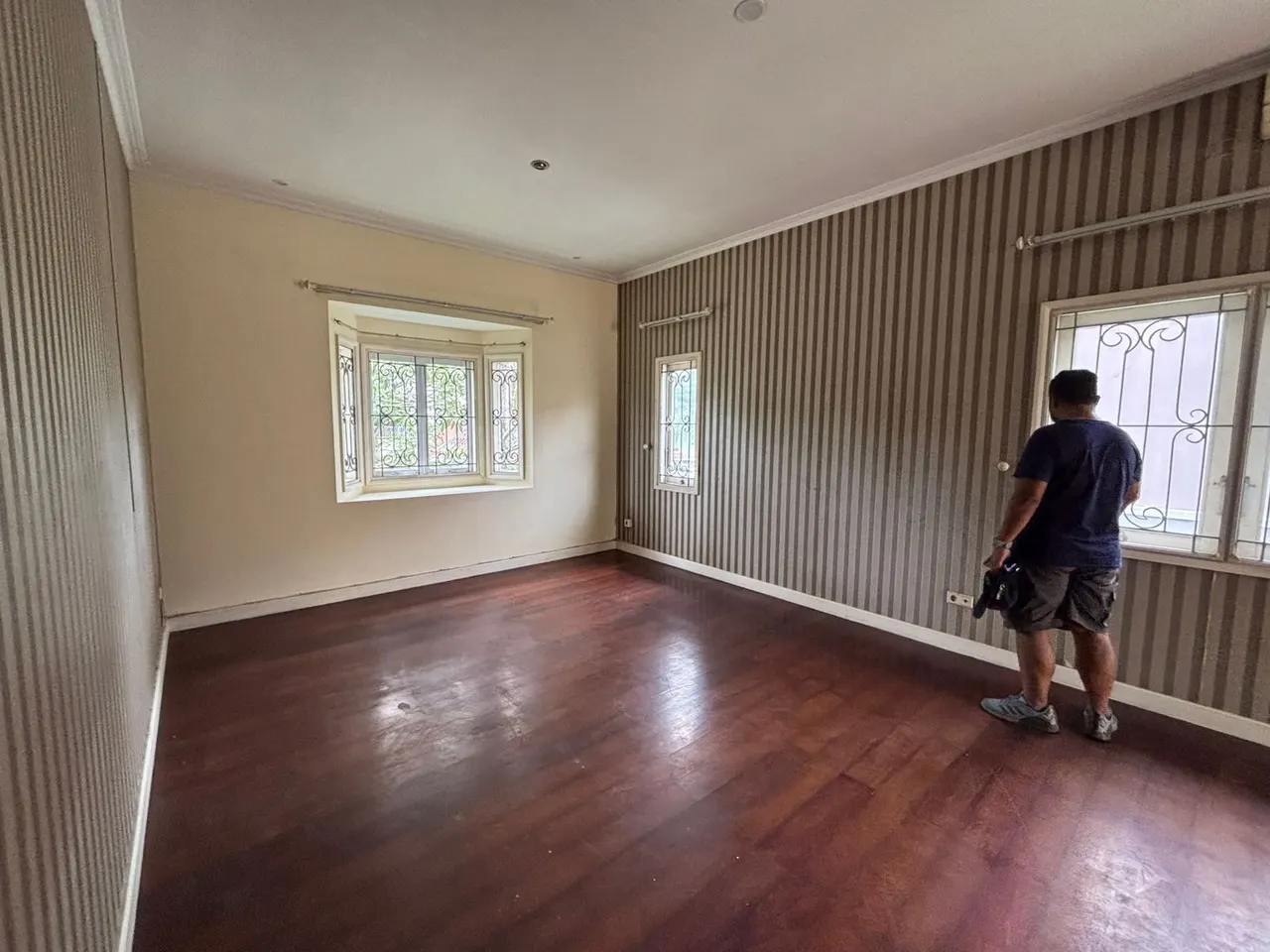 DIJUAL RUMAH DI KOTA BARU PARAHYANGAN, foto 5