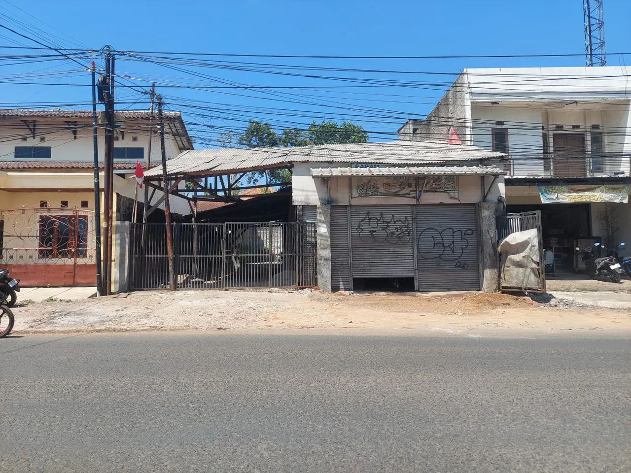 Gudang dan Toko lelang murah, Daerah Stategis Dekat Kota, foto 4