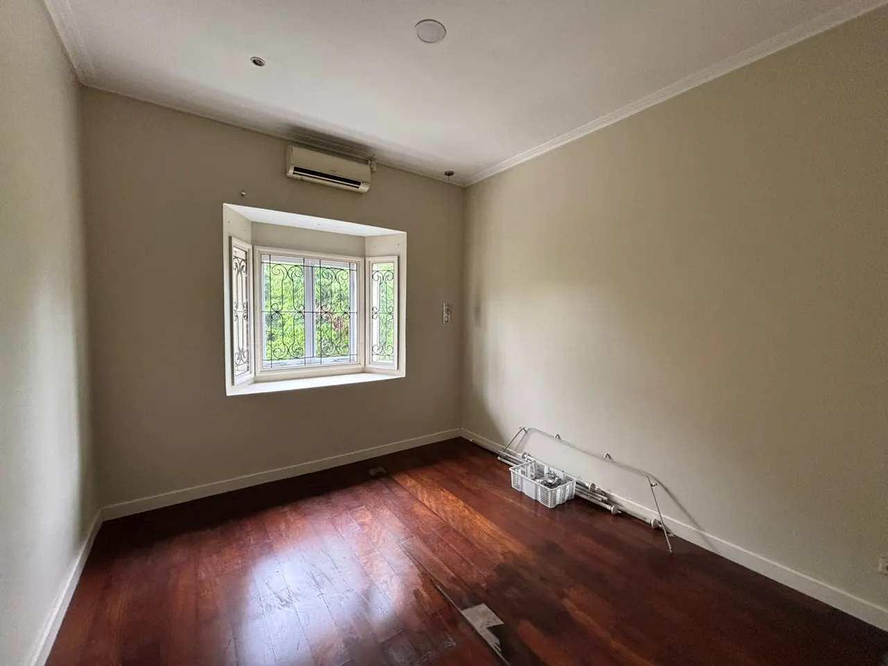 DIJUAL RUMAH DI KOTA BARU PARAHYANGAN, foto 3