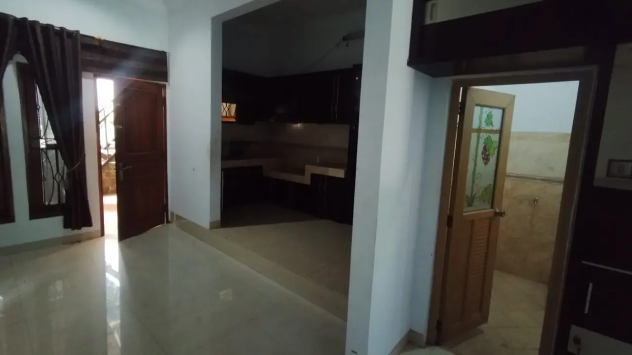 Rumah di Kota Cimahi, foto 4