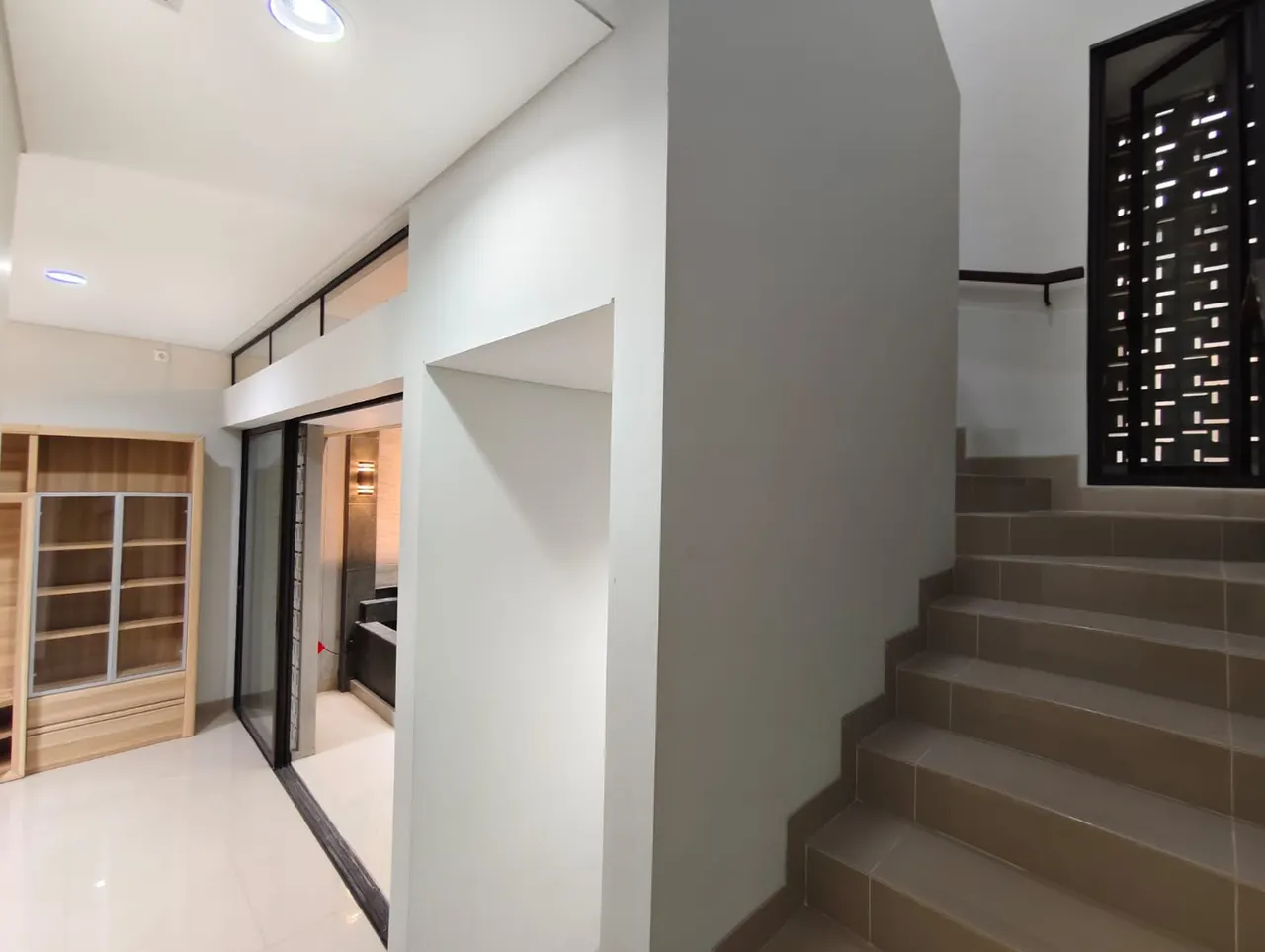 For SALE /RENT Rumah di Summarecon Bandung, foto 4