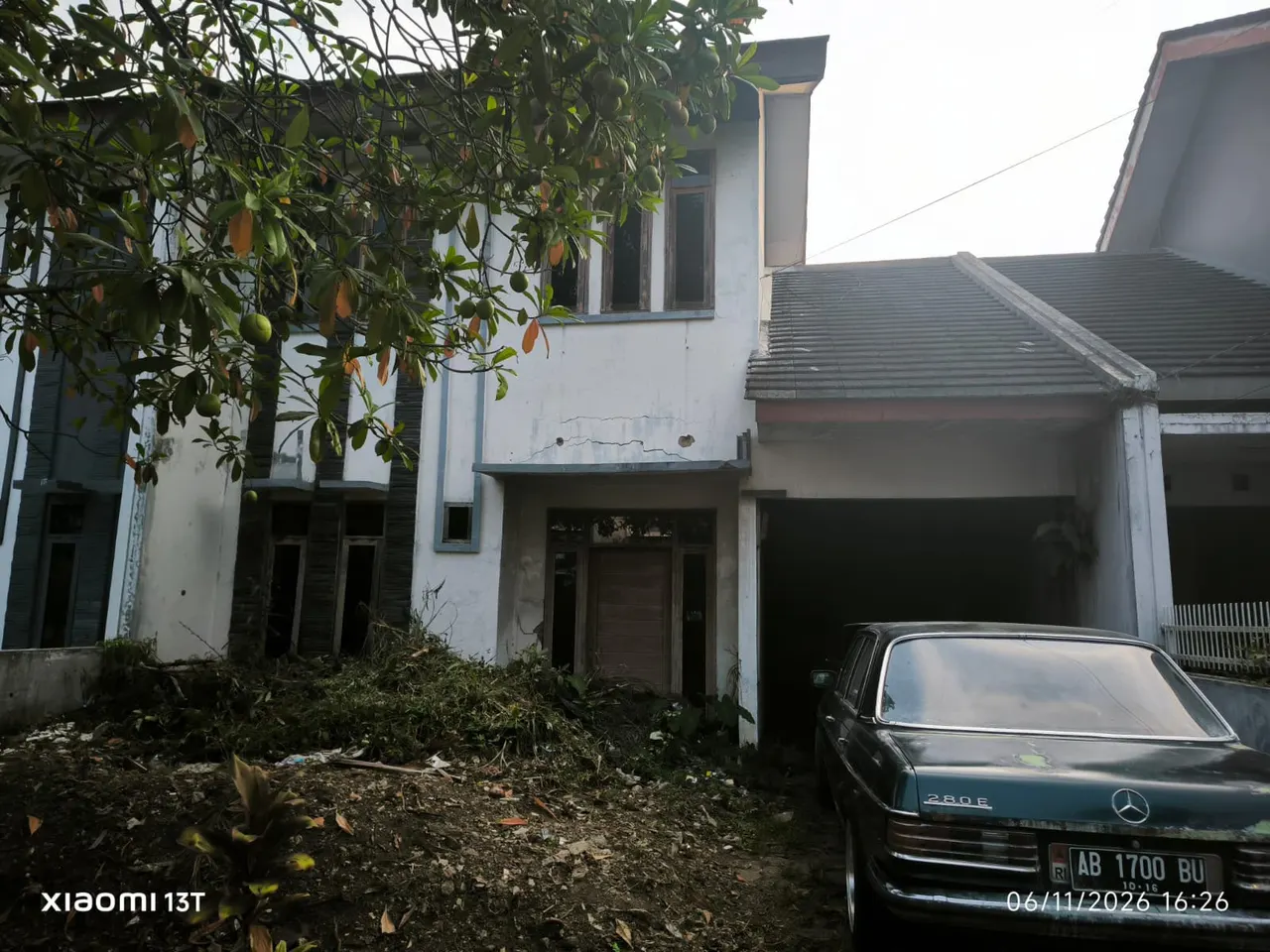 Rumah lelang murah, semi cluster