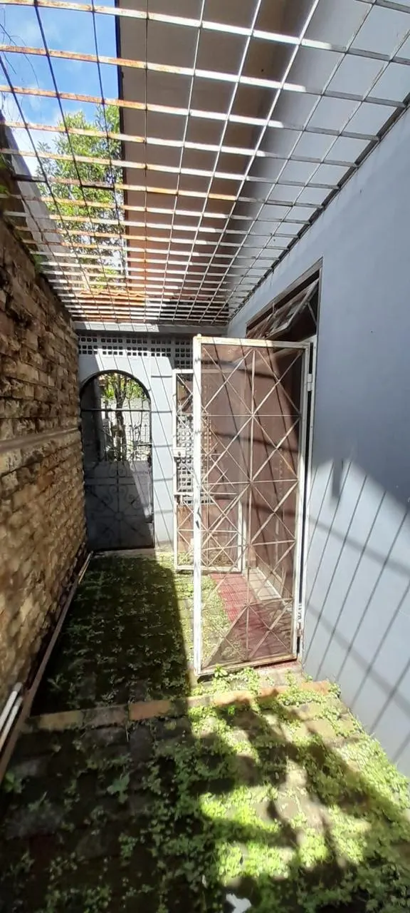 Dijual Rumah di Suryalaya Sayap Soetta