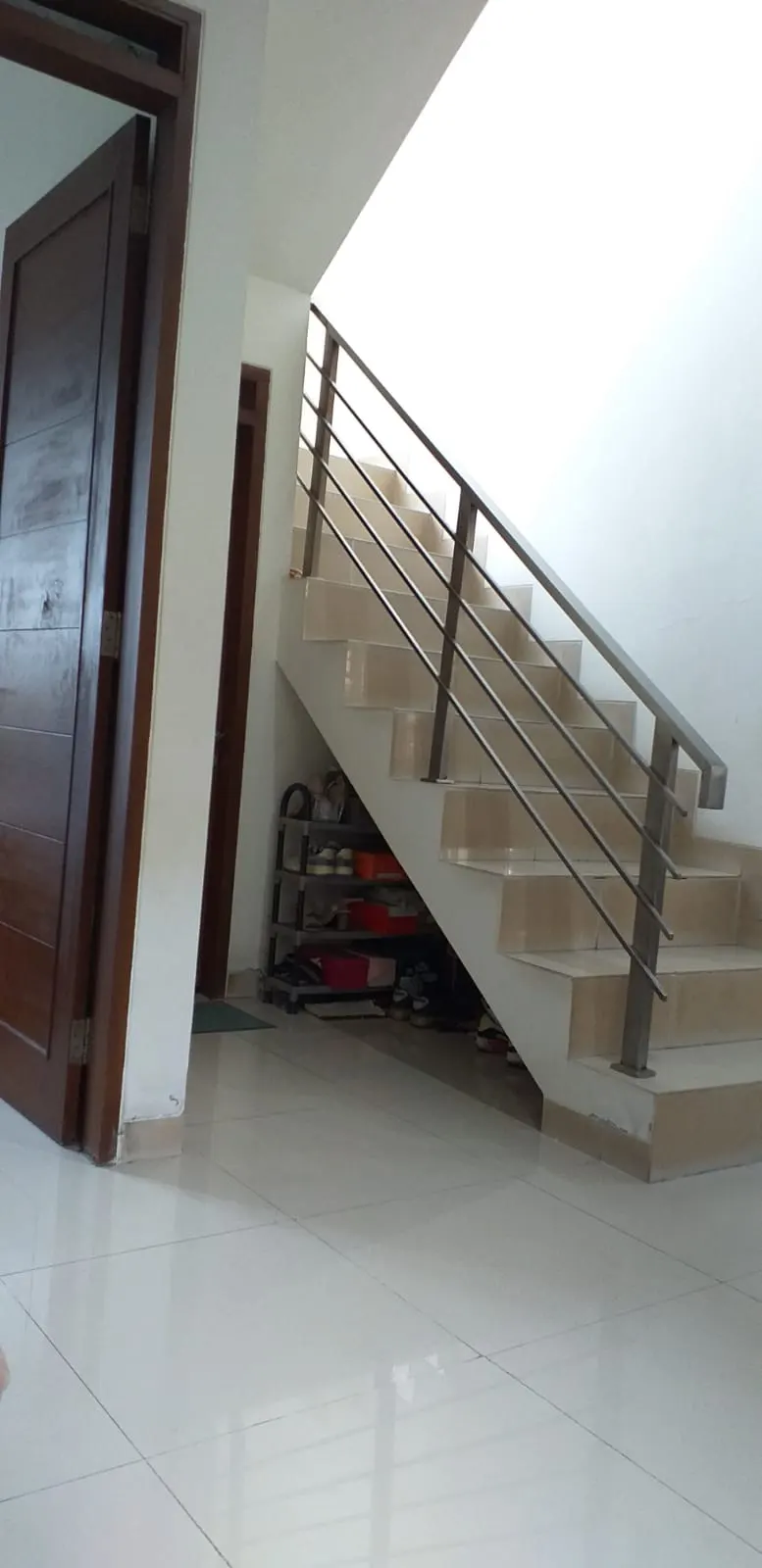 Rumah minimalis bagus siap huni di Permata Indah Arcamanik Bandung, foto 4