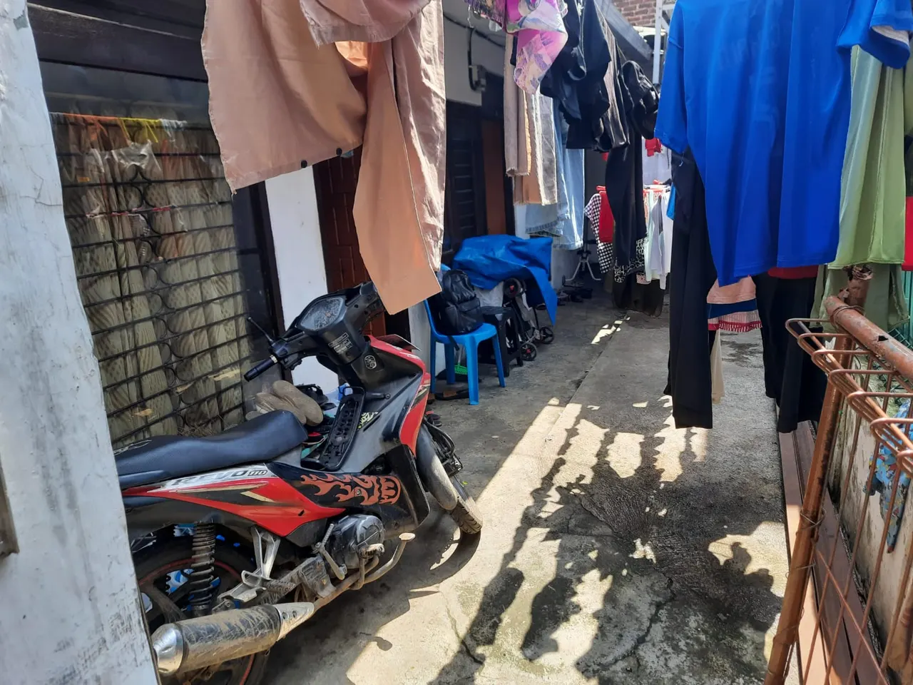Dijual Rumah di Sayap Rajawali