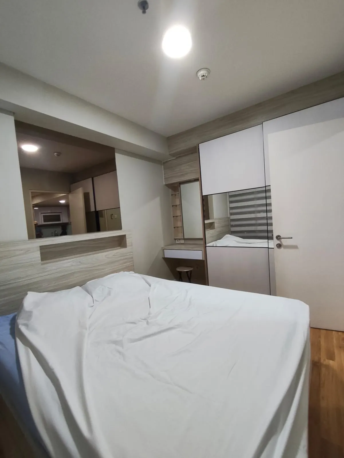 Jual / Sewa Apartemen Landmark Residence, foto 4