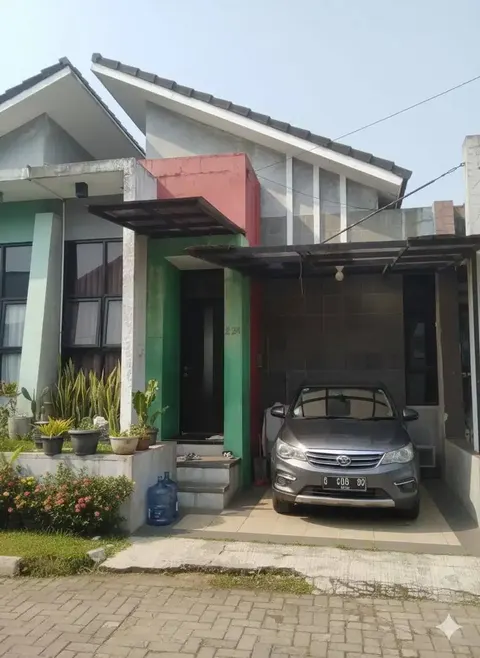 Jual cepat Rumah asri dgn view bagus di SSP Sariwangi