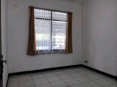 Sewa Rumah 25 Meter ke Jalan Surya Sumantri Pasteur Bandung