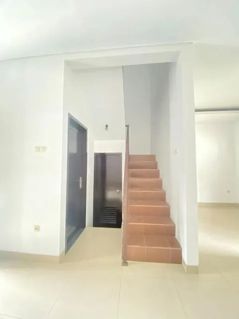 Disewakan Rumah 2 Lantai di Cluster Casablanca, Jl Pesantren Cibabat Cimahi